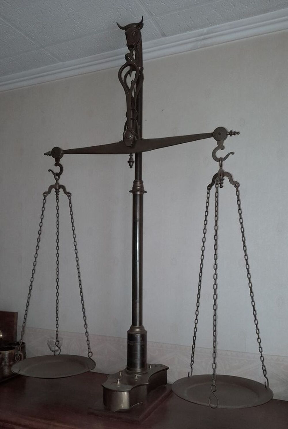 Balance de boucher &agrave; plateaux D�coration