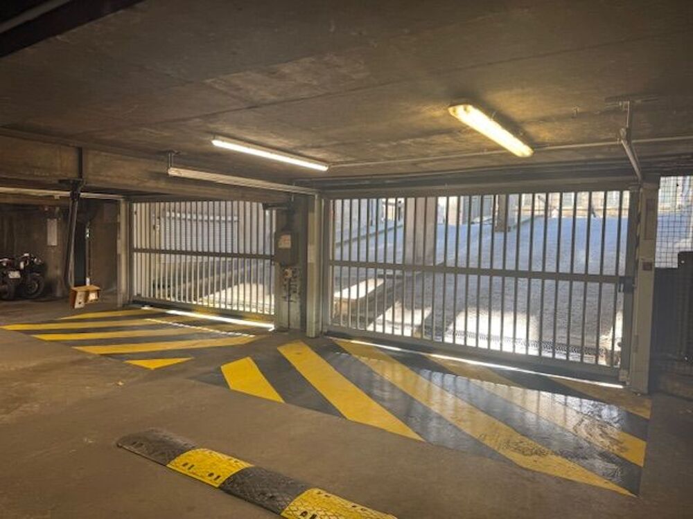 Location Parking/Garage PLACE DE PARKING PARIS 9e Paris 9