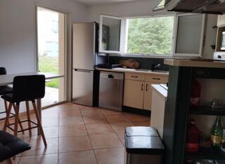  Maison à louer 7 pièces 150 m²