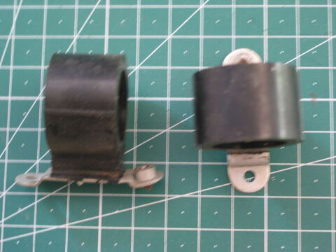 2 douilles n�on linotite pi�ce de lampe Jumo 71 ou autre en  5 Marseille 13 (13)