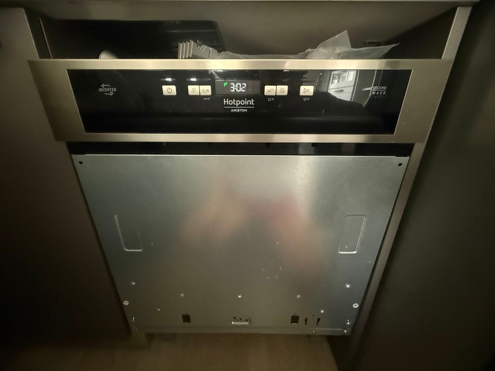 Lave vaisselle encastrable HOTPOINT HBC3C41W Electroménager