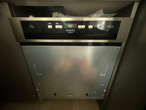Lave vaisselle encastrable  HOTPOINT HBC3C41W 330 Vénissieux (69)