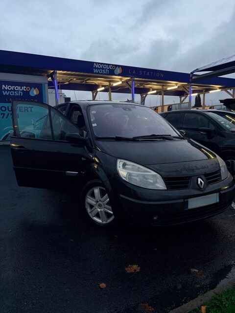 Renault Grand Sc&eacute;nic II Grand Scenic 1.6 16v Confort Authentique 2004 occasion Stains 93240