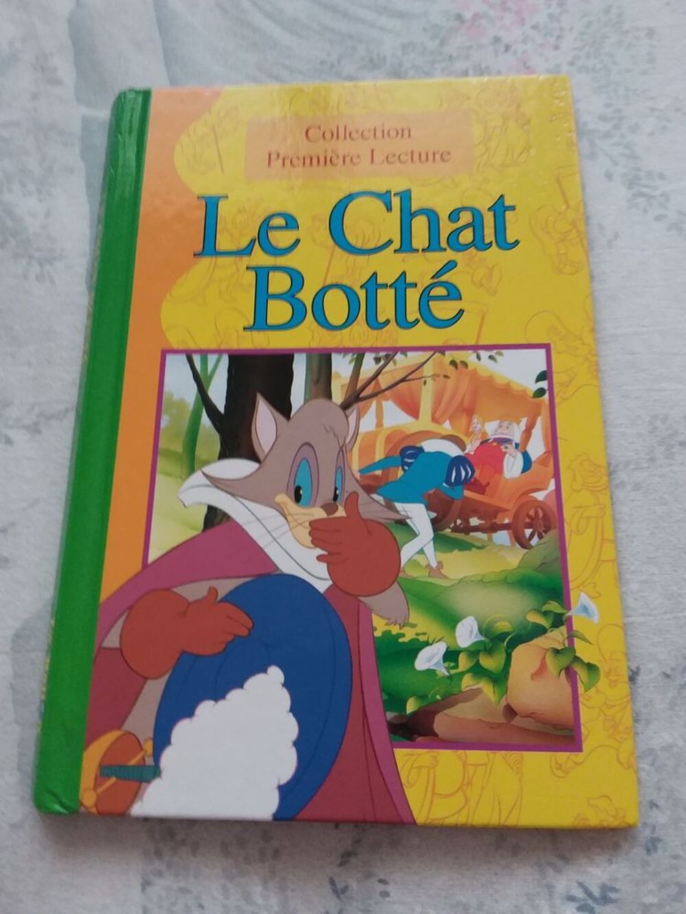 Le chat bott&eacute; Livres et BD