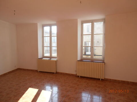  Appartement � louer 1 pi�ce 90 m� Pont-saint-esprit