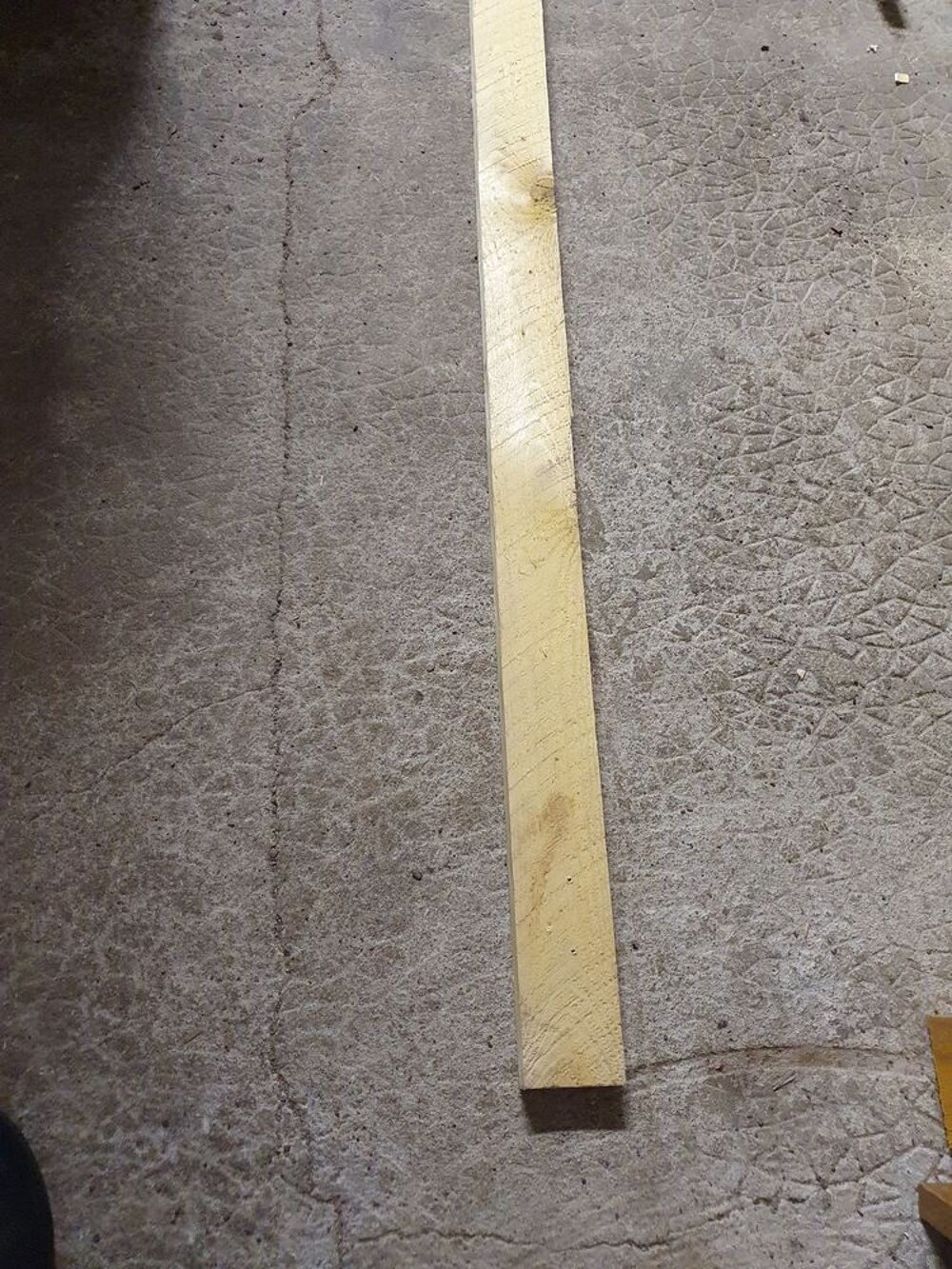 Planches sapin trait&eacute; 27x80mm Longueur 4m Bricolage