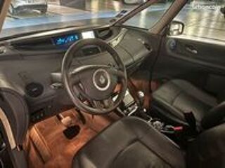 Espace 2.0 dCi 150 FAP 25 th (11 CV) 2011 occasion 92500 Rueil-Malmaison