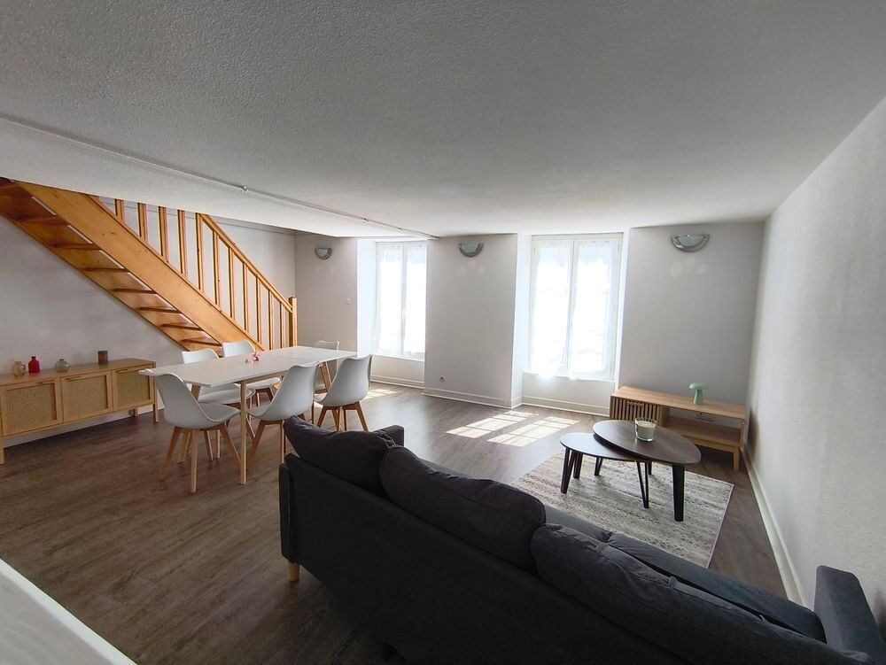 Location Appartement T3 en duplex meublé Guéret