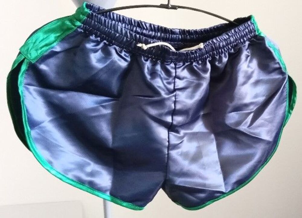 Short Vintage nylon Satin Bleu marine/Vert Size M 42 Vêtements