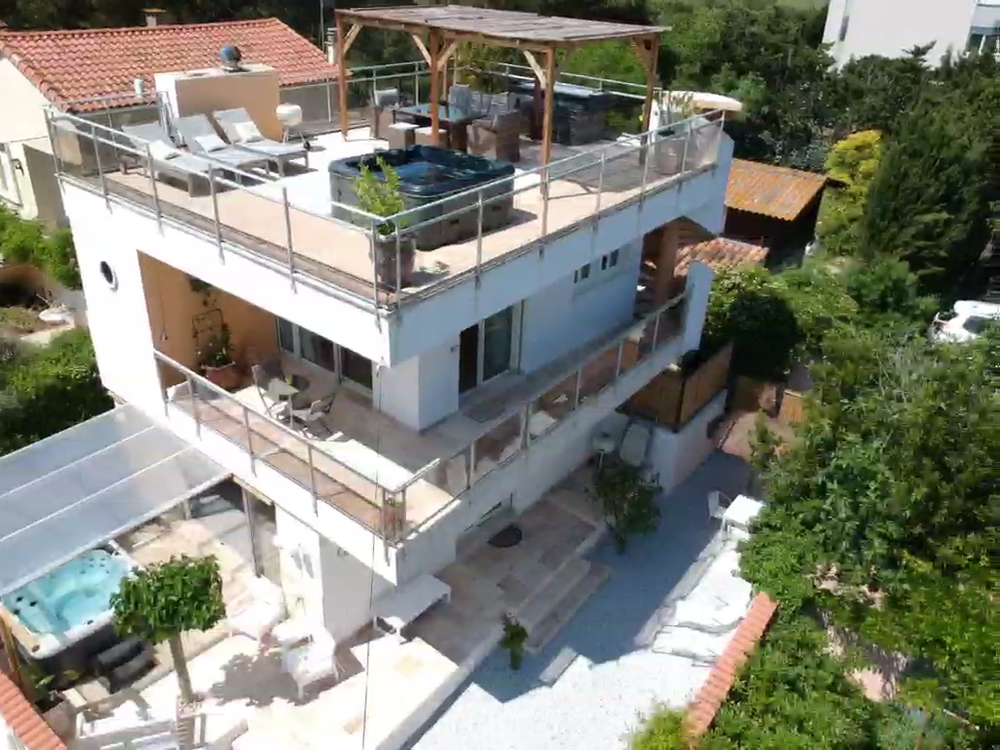 Vente Maison Villa composée de 2 appartements T3 La Tamarissière Agde Agde