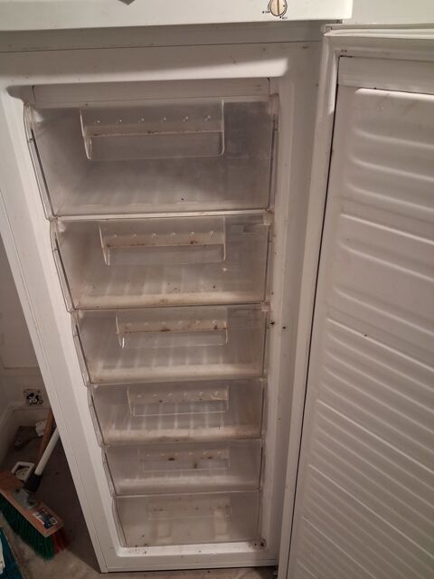 Congélateur armoire blanc à tiroirs Saint-Etienne (42)