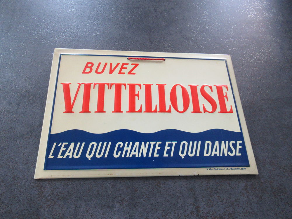 Plaque &eacute;maill&eacute;e ancienne Buvez Vittelloise 