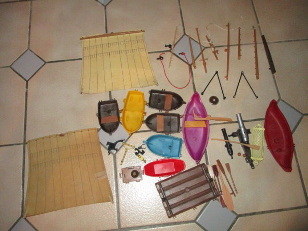 LOT VIEUX BATEAUX PIRATE PLAYMOBIL+ACCESSOIRES LOT JU28D Jeux / jouets