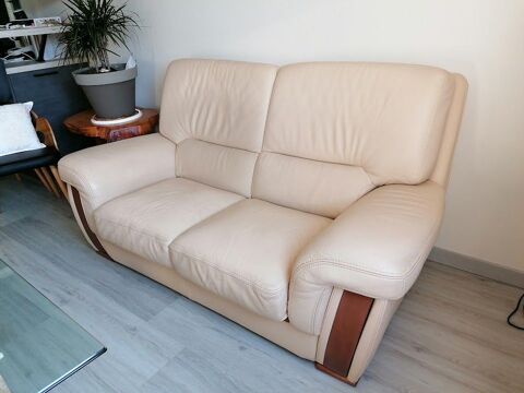 Canap 2 Places. Cuir..... 0 Les Essarts (85)