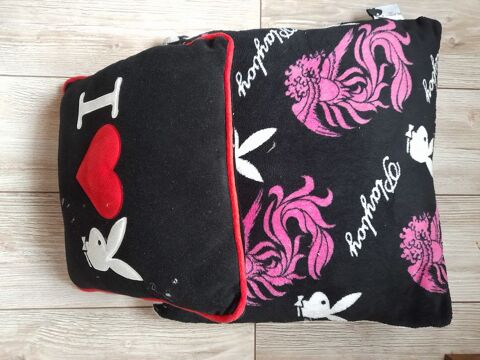 coussins licence play boy 15 Moisenay (77)