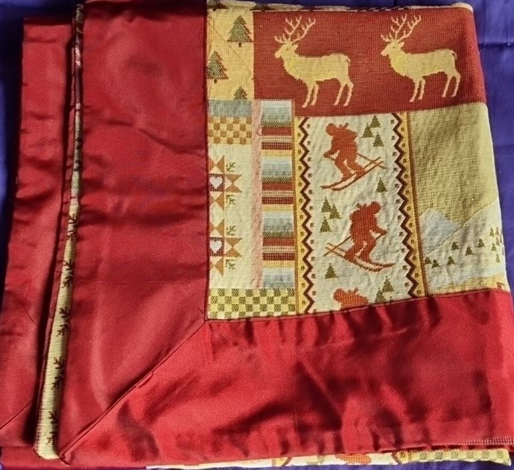 Nappe neuve 130 x 140. Artisanale Décoration