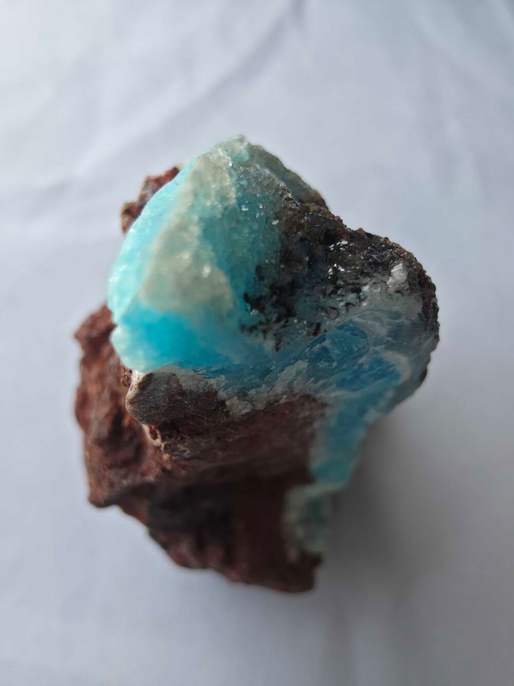 Min&eacute;ral H&eacute;mimorphite Bleue sur Matrice-Katanga, RDC-75g 