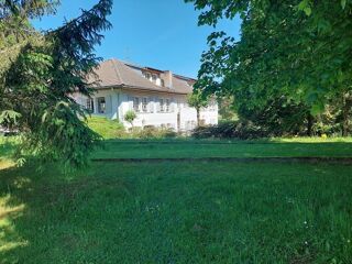  Maison  vendre 15 + pices 541 m