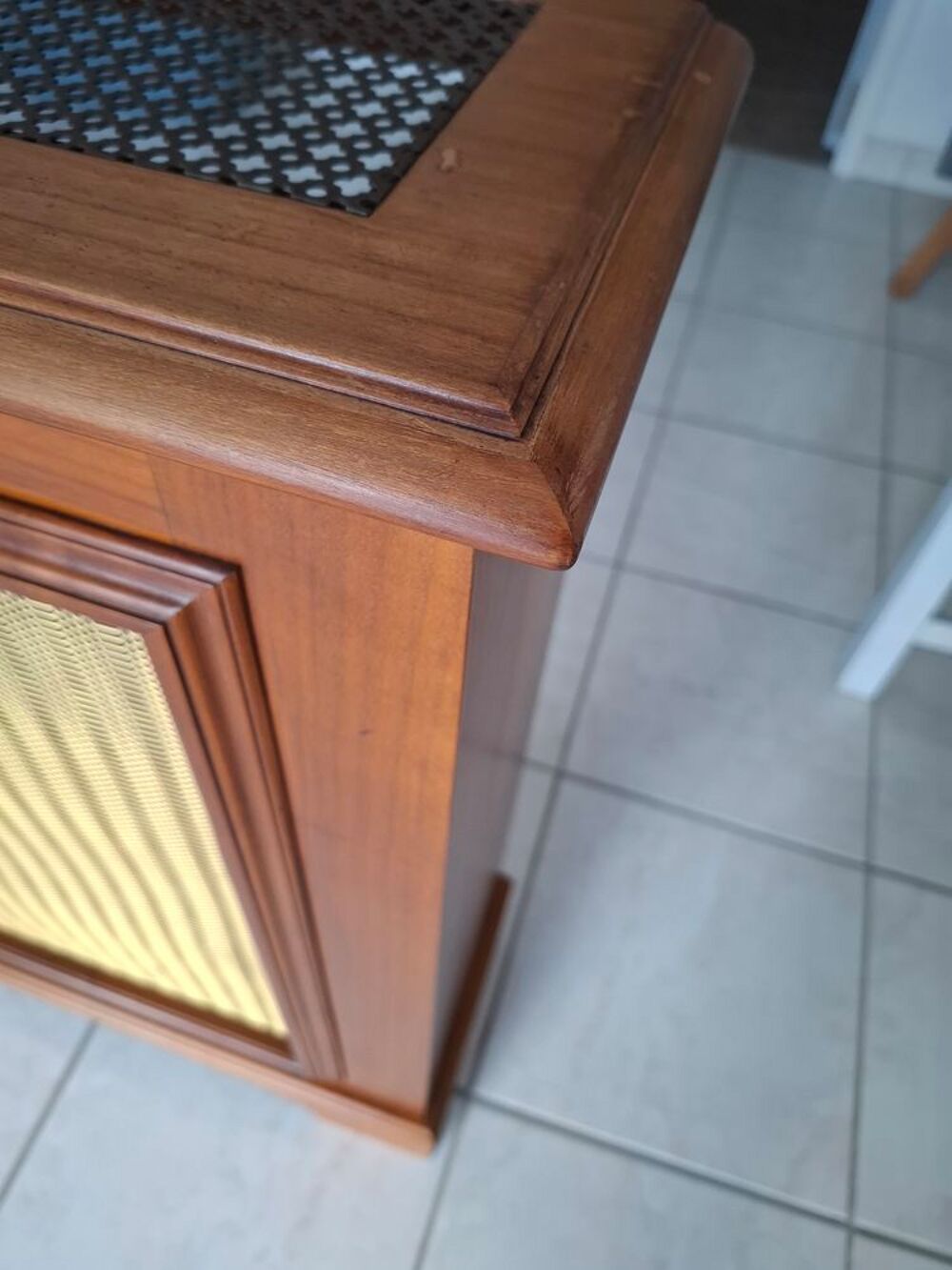 Cach&eacute; radiateur Meubles