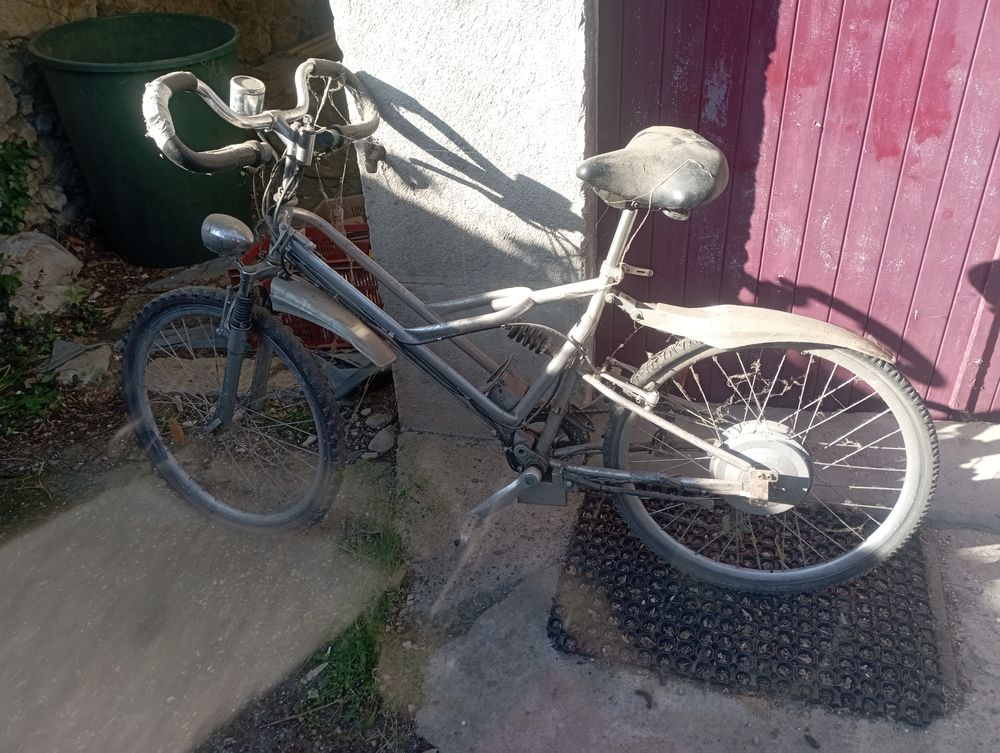 Velo elle ancien Vélos