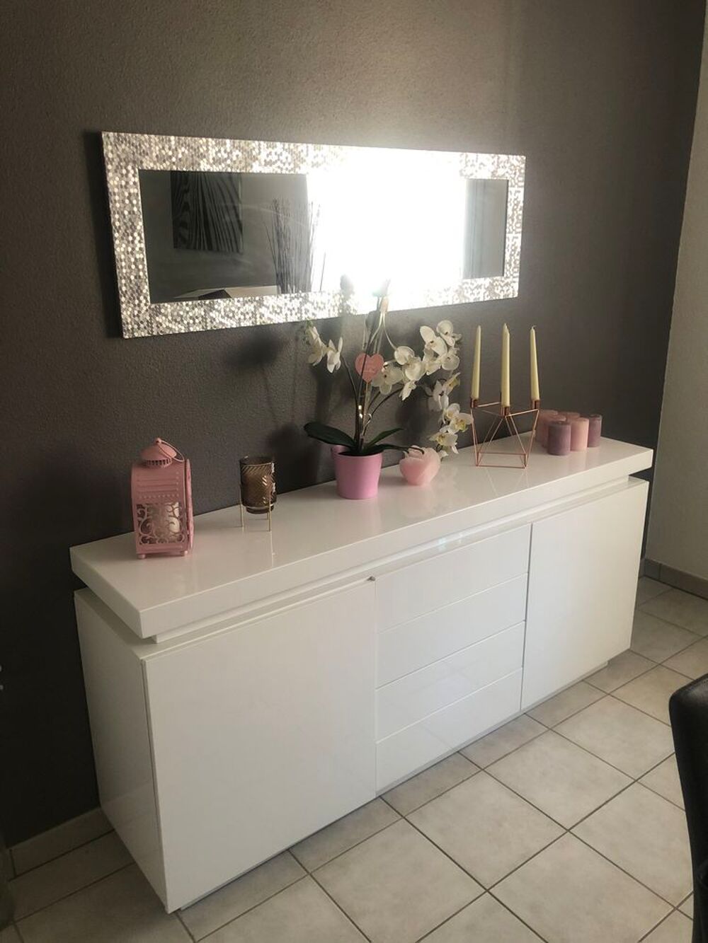 Enfilade blanc laqu&eacute; Meubles