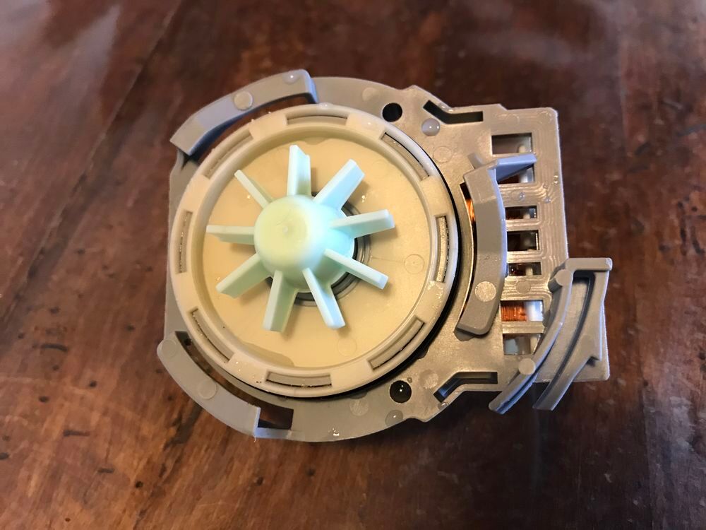Pi&egrave;ce d&eacute;tach&eacute;e pour lave-vaisselle pompe de vidange plaset
Electroménager