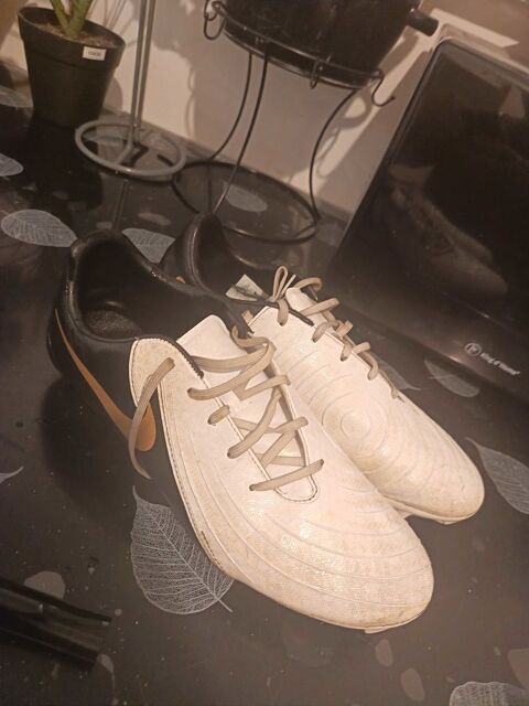 Crampons Nike Phantom 45 Montbéliard (25)