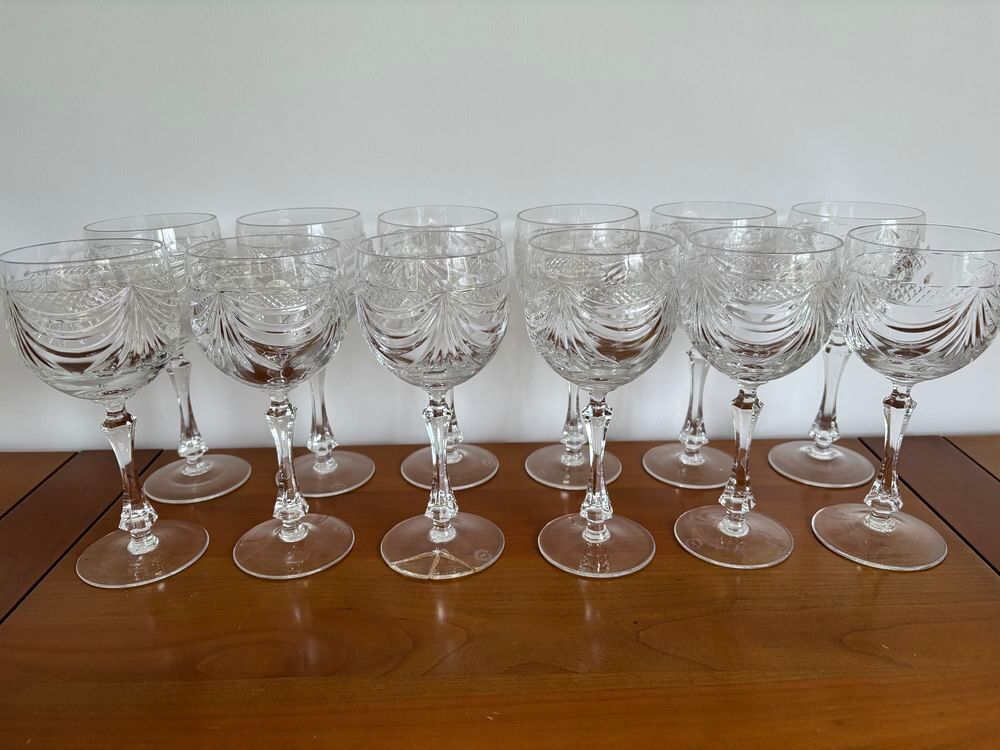 36 Verres en cristal plus carafe Cuisine