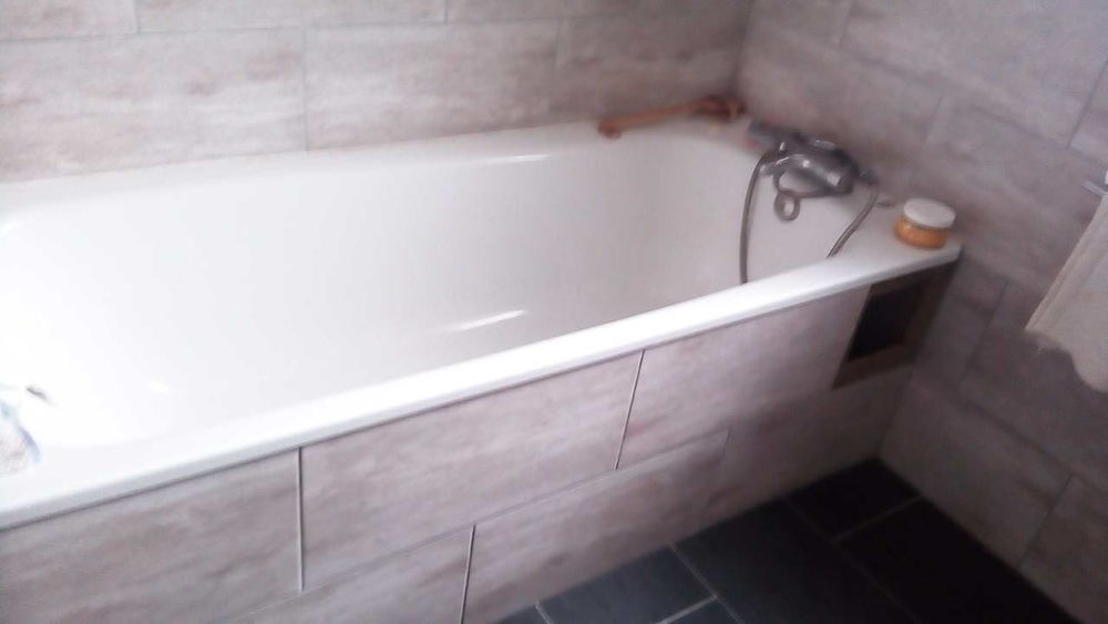 Baignoire blanche en 175 cmX75 cm Bricolage