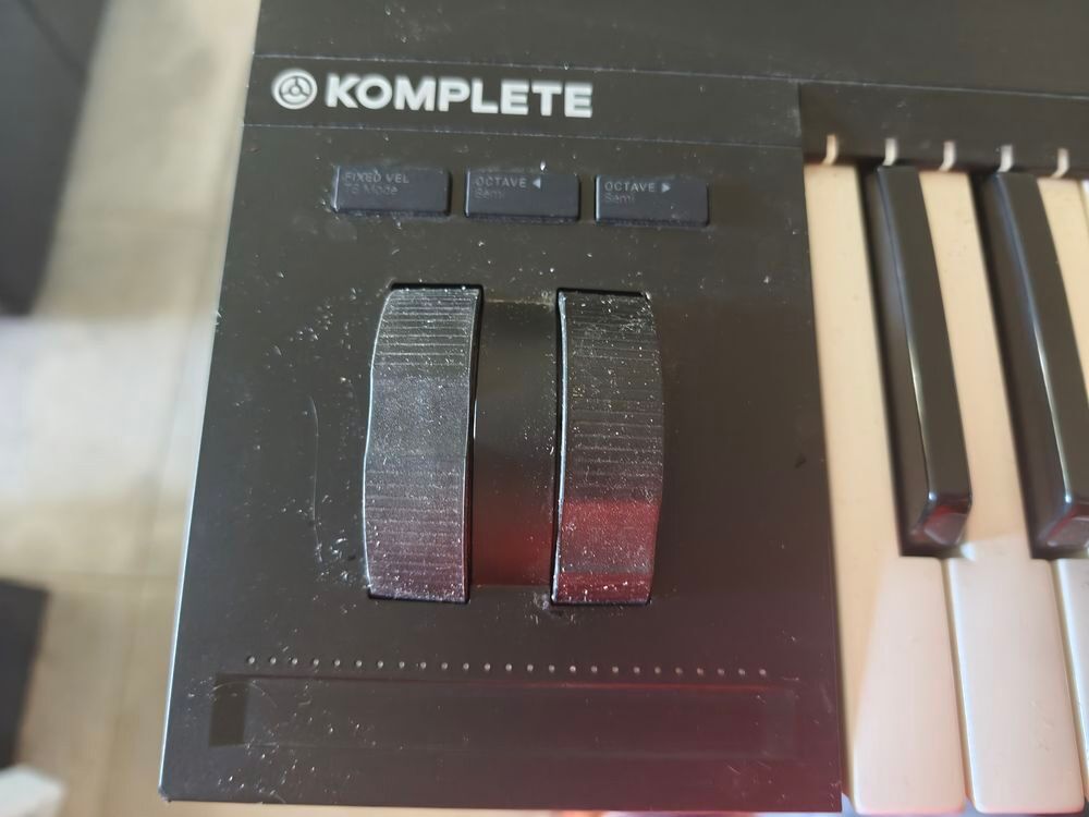Komplete kontrol s49 mk2 native instruments Instruments de musique