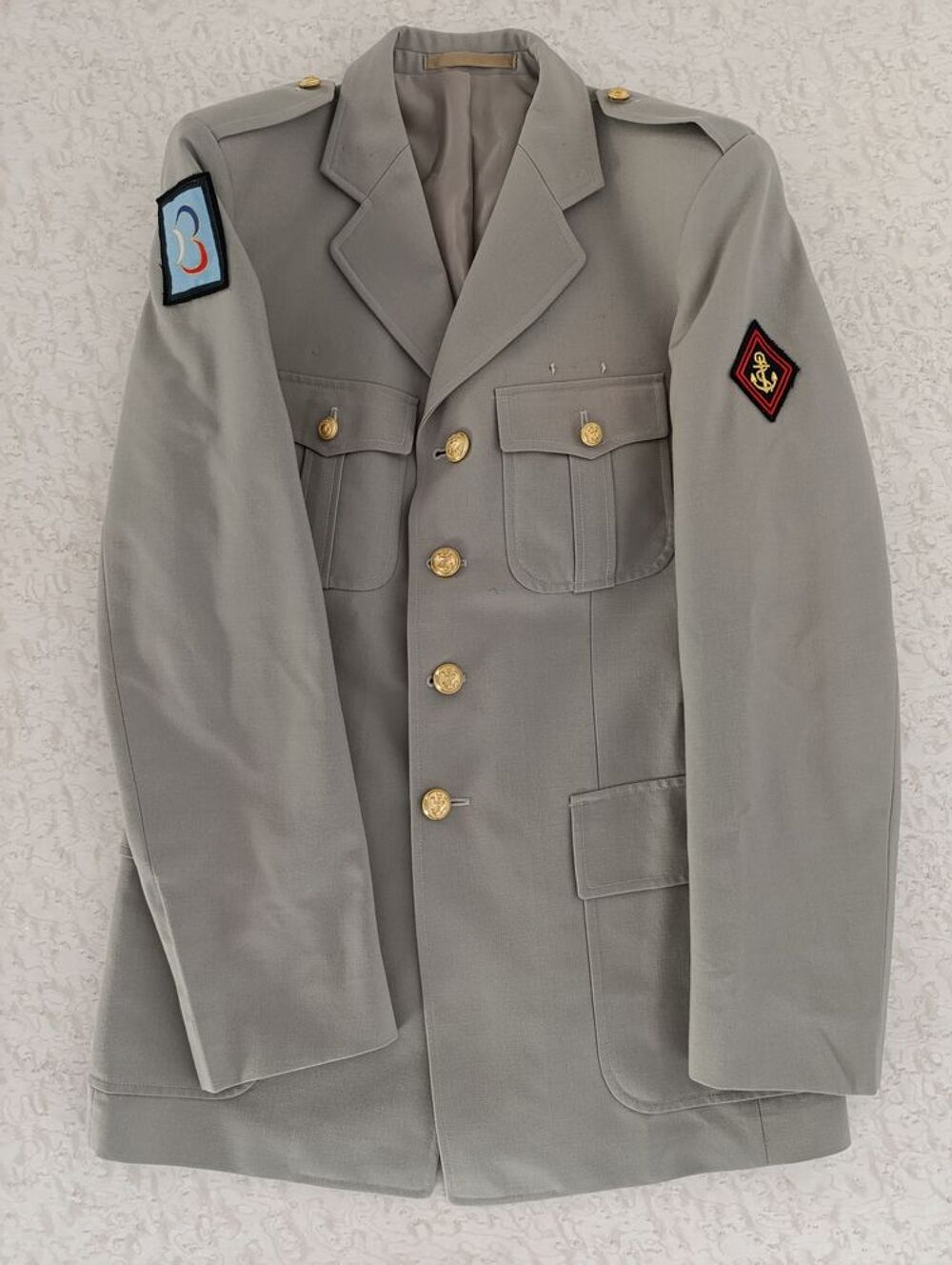 Uniforme Militaire ( Arm&eacute;e Francaise ) &eacute;tat neuf,tr&eacute;s propre Vêtements
