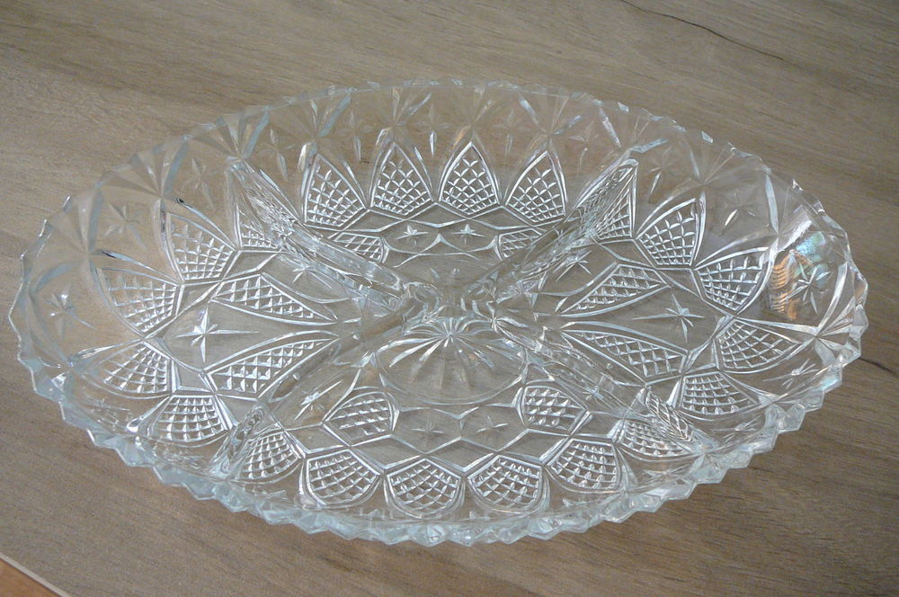 PLAT de SERVICE OVALE VINTAGE EN CRISTAL NEUF Cuisine