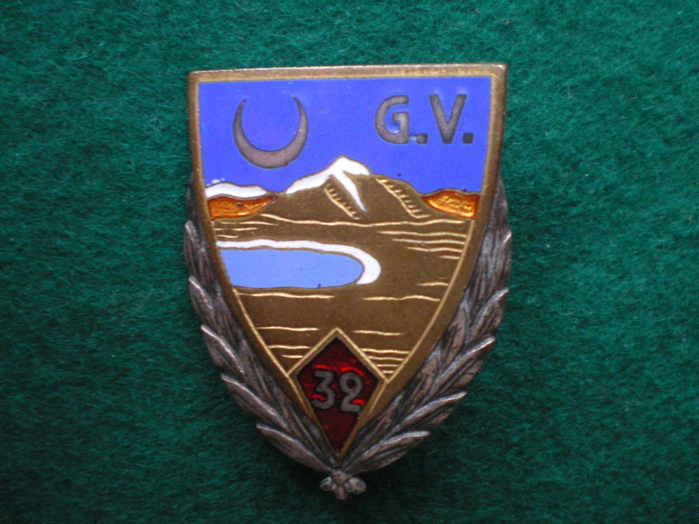 Insigne de Sant&eacute; - 32&deg; Groupe V&eacute;t&eacute;rinaire. 