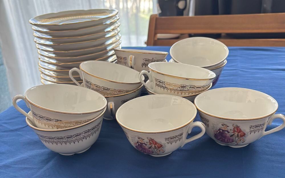 Service &agrave; caf&eacute; en porcelaine Cuisine