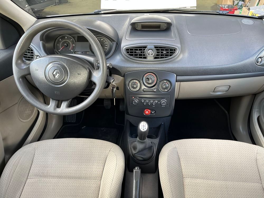 Clio III Clio 1.5 dCi 70 Pack Authentique 2006 occasion 42700 Firminy
