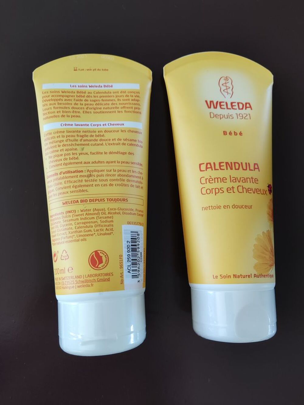 2 tubes de cr&egrave;me lavante Weleda pour b&eacute;b&eacute; Puriculture