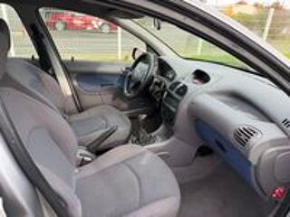 206 1.4 HDi Executive 2005 occasion 35000 Rennes