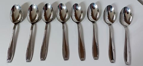 8 cuill�res � soupe inox 10 Chauriat (63)