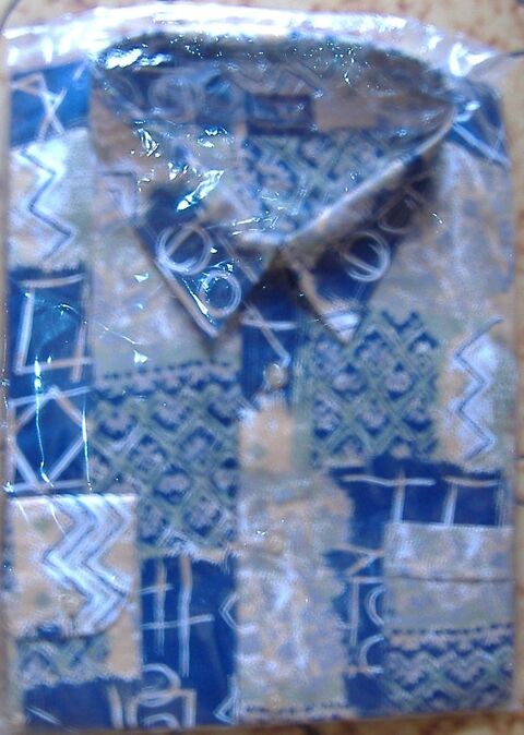 Chemise Neuve ? Multicolore - Taille 45-46 - 20 Clermont-Ferrand (63)