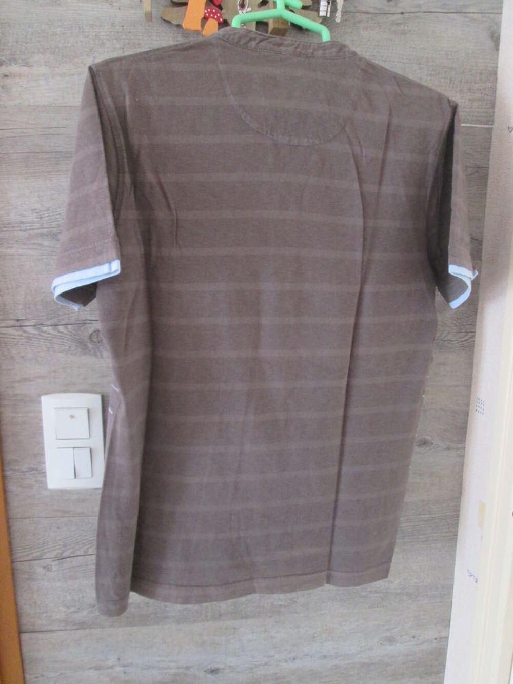 Polo marron manches courtes Armand Thiery taille M Vêtements