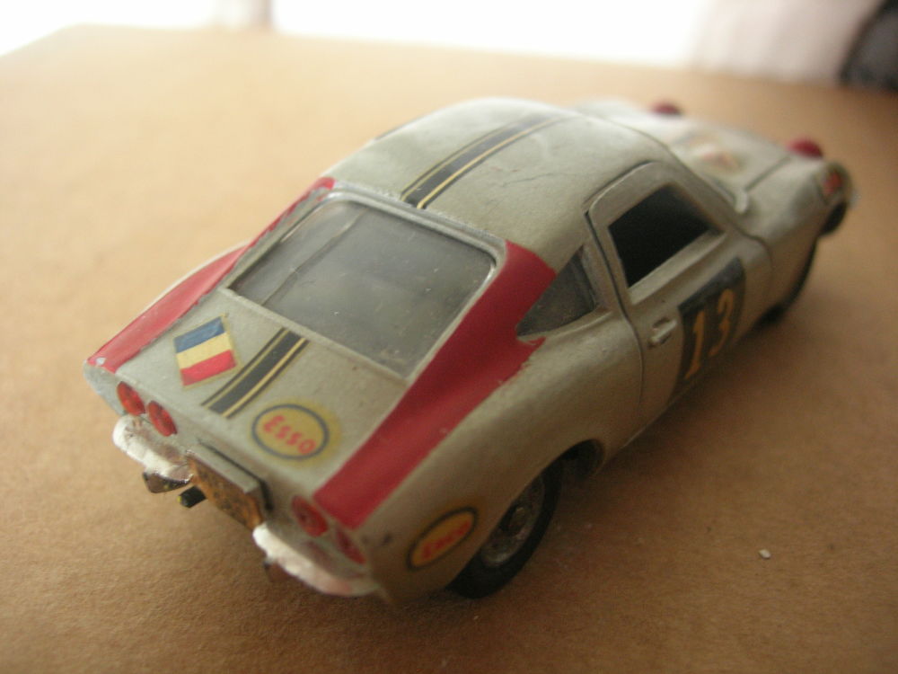 Rare Opel GT 1900 1/43 Solido 