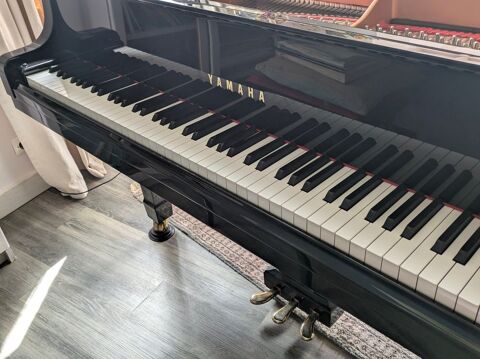 Piano � queue Yamaha C3 12000 Pont-l'Abb� (29)
