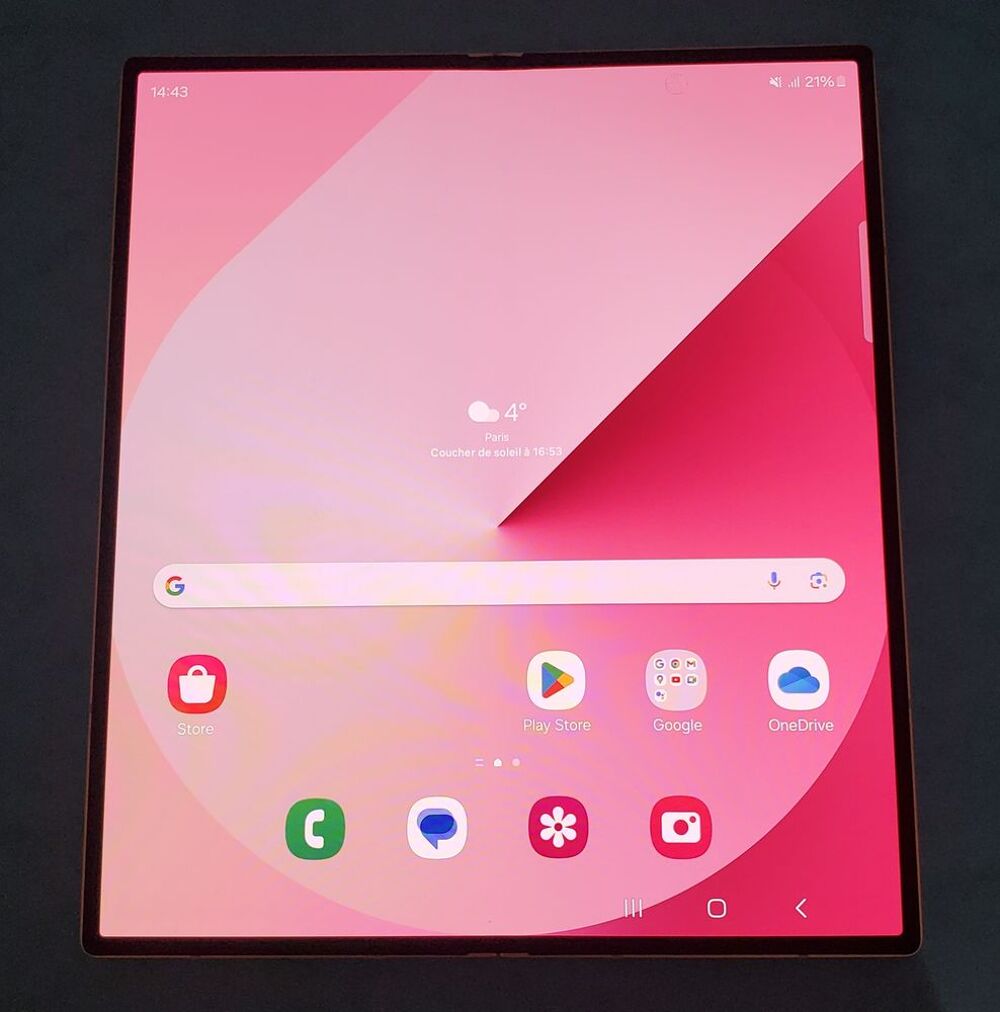 Samsung Galaxy Z Fold 6 - 256 Go - Rose - Parfait &eacute;tat Téléphones et tablettes