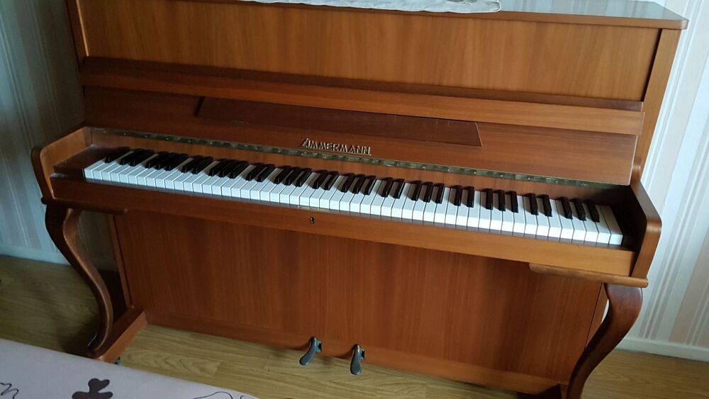 Piano droit Marque Zimmermann Instruments de musique