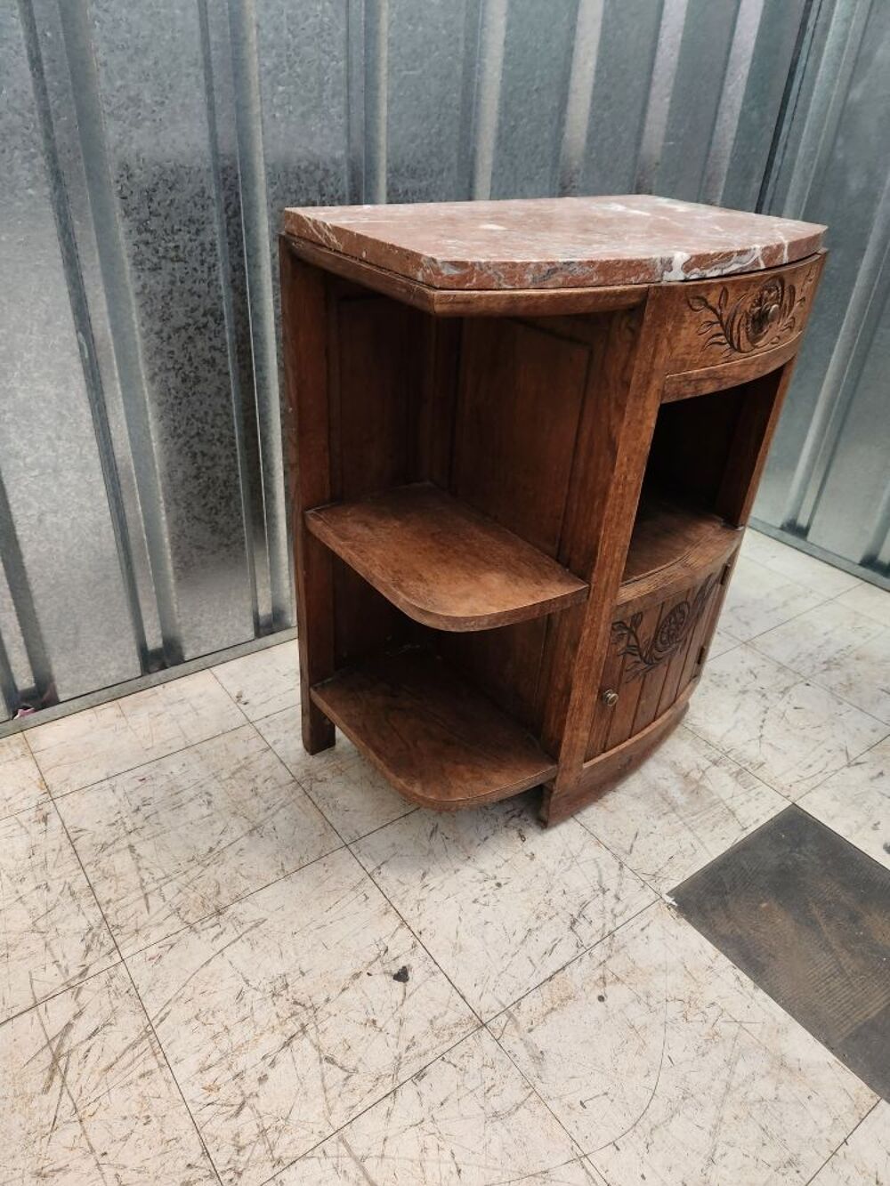 Commode bois et marbre Meubles