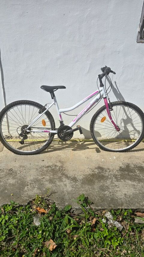 vélo 80 Saint-Claude (97)