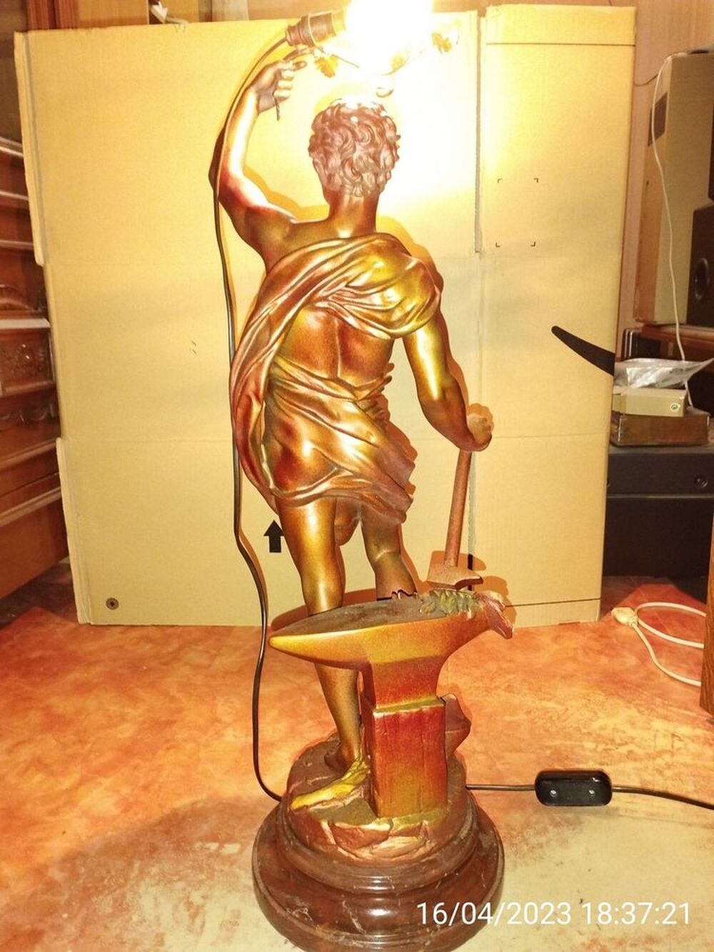LUMINAIRE LAMPE STATUE LAMPADAIRE DE TABLE MEUBLE Décoration