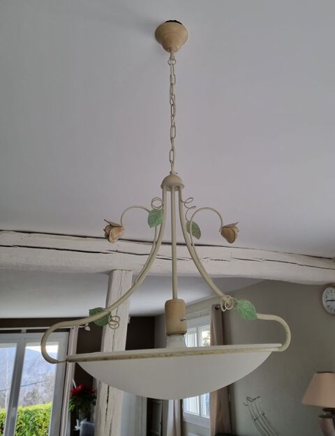 Lustre 0 Veyre-Monton (63)