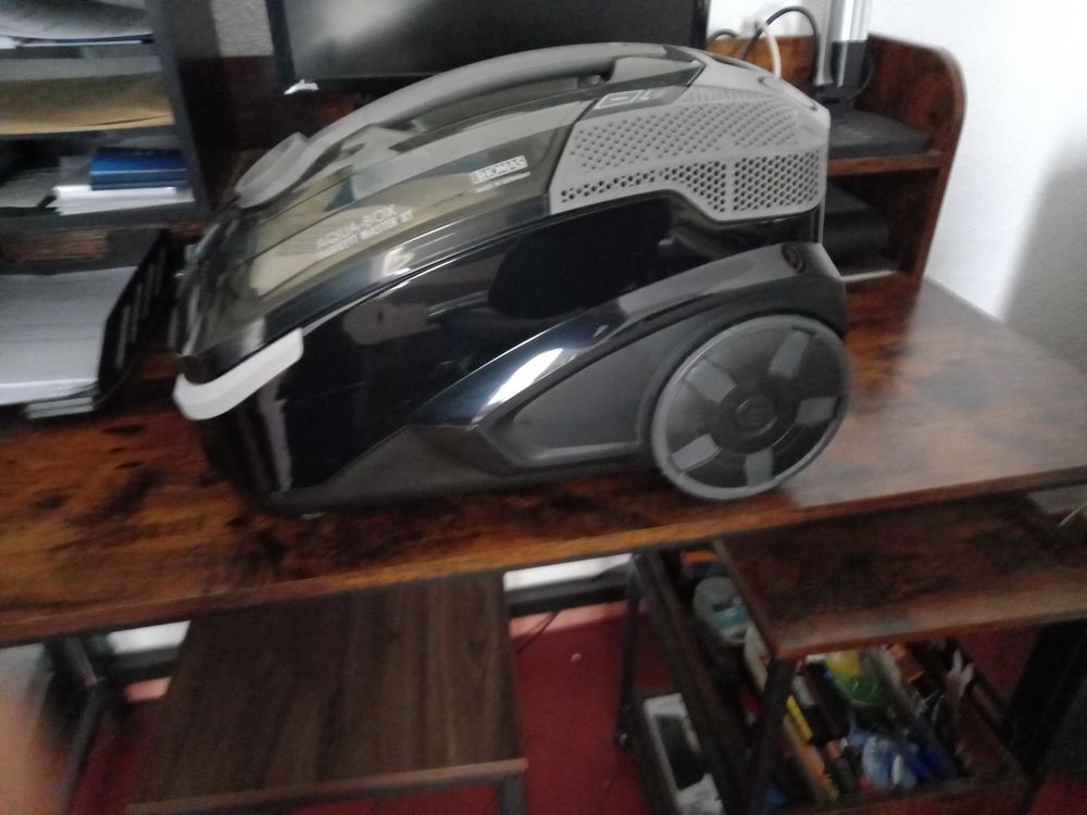 aspirateur-laveur Electroménager