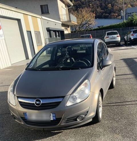 Opel Corsa 1.4 - 100 ch Twinport Cosmo 2010 occasion Chaumont 52000